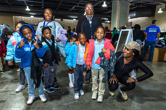 Coat giveaway2023Auto Dealers Ass__0150