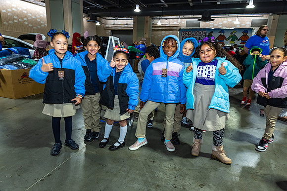 Coat giveaway2023Auto Dealers Ass__0169