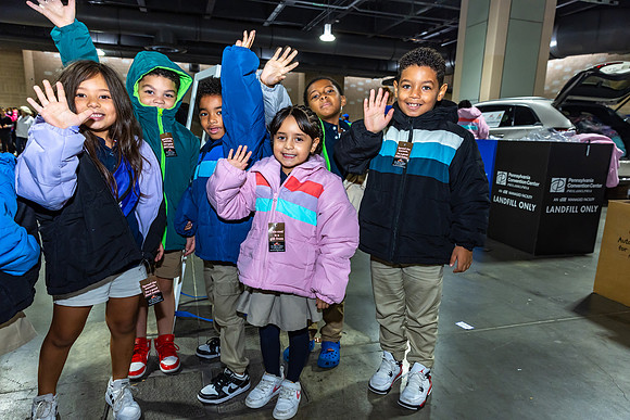 Coat giveaway2023Auto Dealers Ass__0171