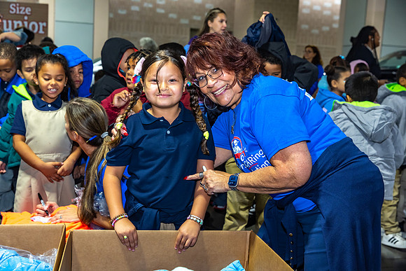 Coat giveaway2023Auto Dealers Ass__0184