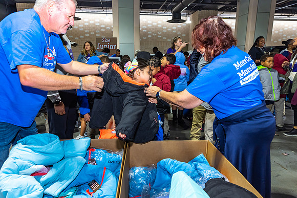 Coat giveaway2023Auto Dealers Ass__0185