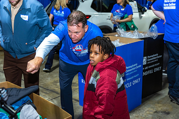 Coat giveaway2023Auto Dealers Ass__0192
