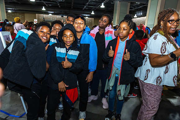 Coat giveaway2023Auto Dealers Ass__0213