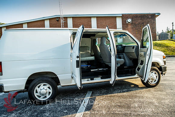 Ford Van-150_0013