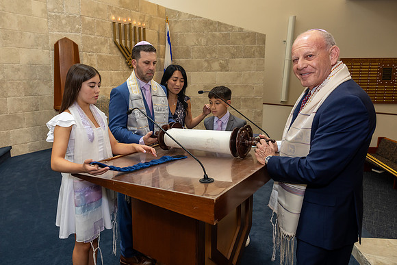 Mayer Ashley portrait highlights at Adath Emanu El_0075