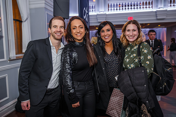 PhillystyleMagWedd0080