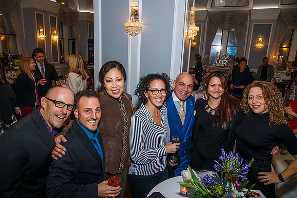 PhillystyleMagWedd0126