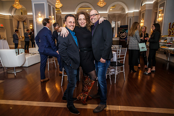 PhillystyleMagWedd0192
