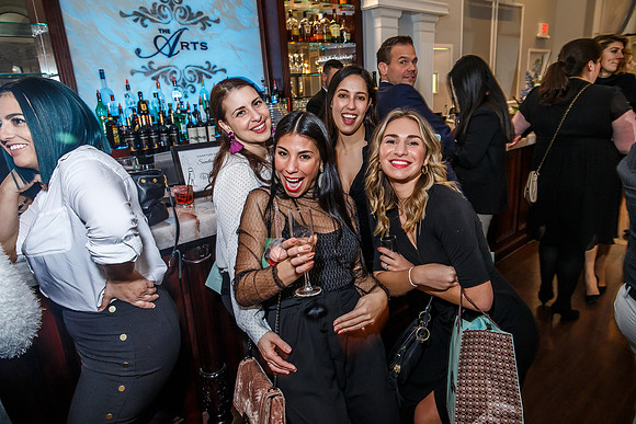 PhillystyleMagWedd0202