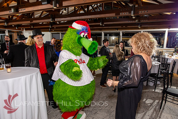 Jaguarholidayparty23_0072