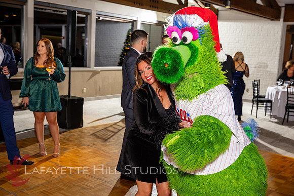 Jaguarholidayparty23_0100