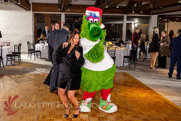 Jaguarholidayparty23_0102