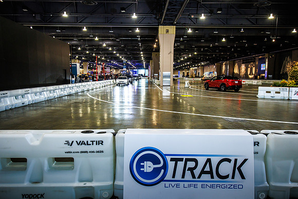 Autoshow-2024Floor_0213