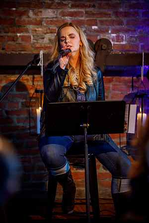 Taylor_0205