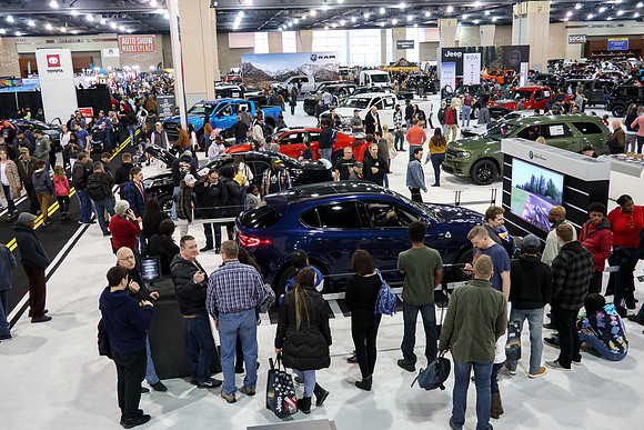 AutoCrowd0LastSat_0235