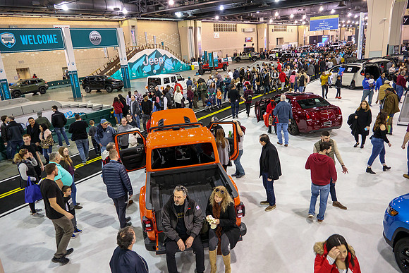 AutoCrowd0LastSat_0240