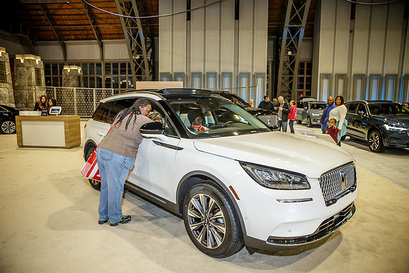 AutoCrowd_0123