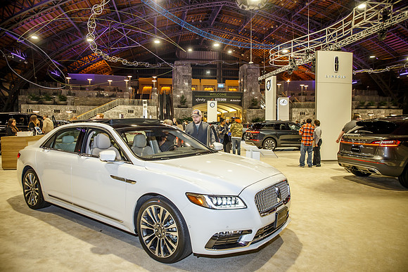 AutoCrowd_0127