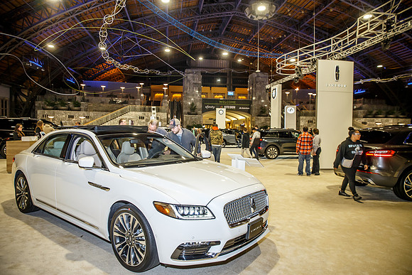 AutoCrowd_0126