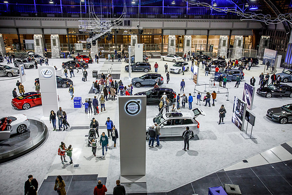 AutoCrowd_0105
