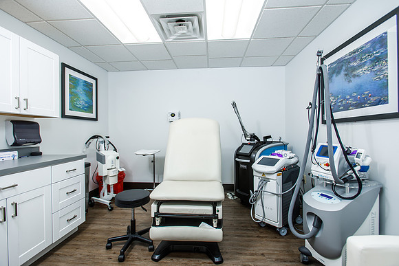 Wolfe-Office__0102