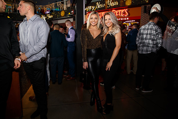 NYE2020-XFINITY0389