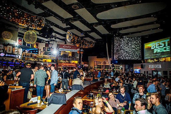 NYE2020-XFINITY0237