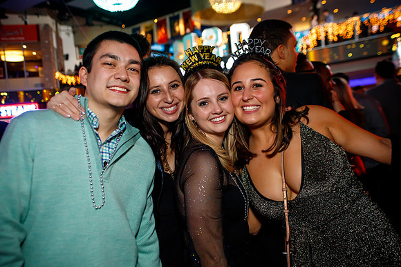 NYE2020-XFINITY0390-2