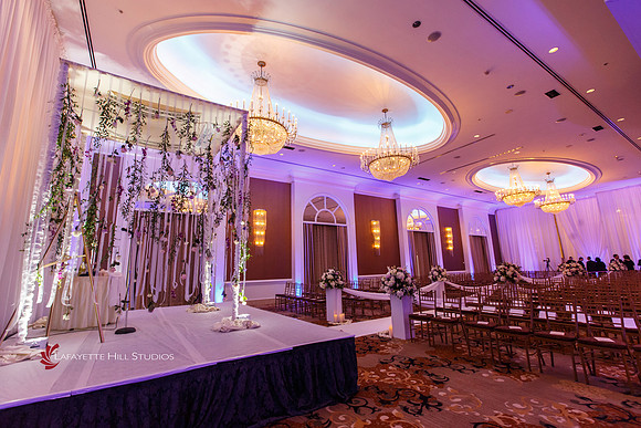 HiltonCityLine_0060