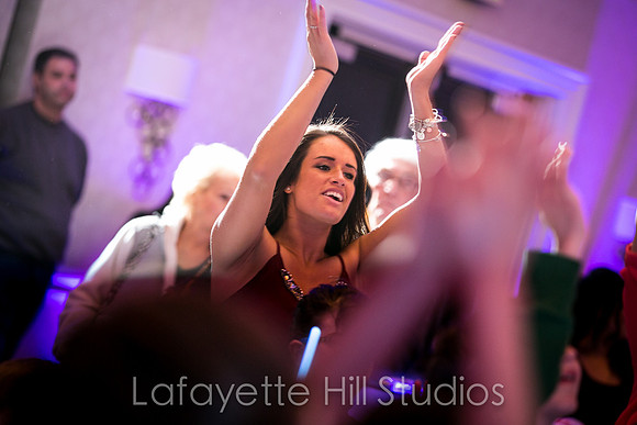 164_LHS_8398