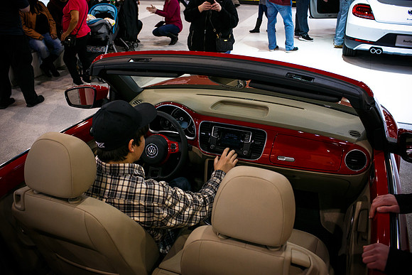 Autoshow-Crowd Shots_0078