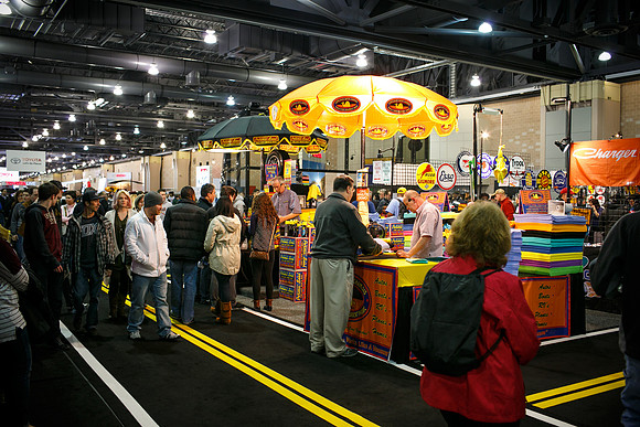 Autoshow-Crowd Shots_0054