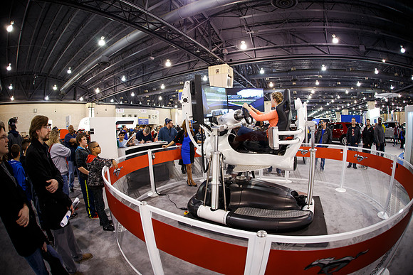 Autoshow-Crowd Shots_0088