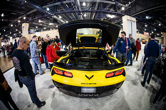 Autoshow-Crowd Shots_0064