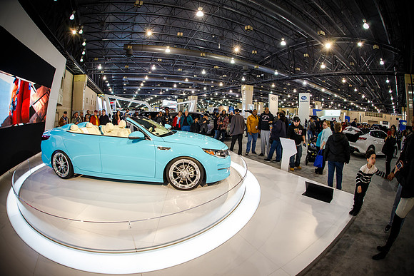 Autoshow-Crowd Shots_0081
