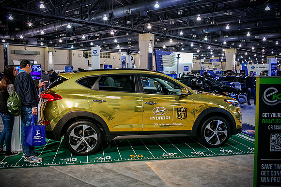 Autoshow-Crowd Shots_0027