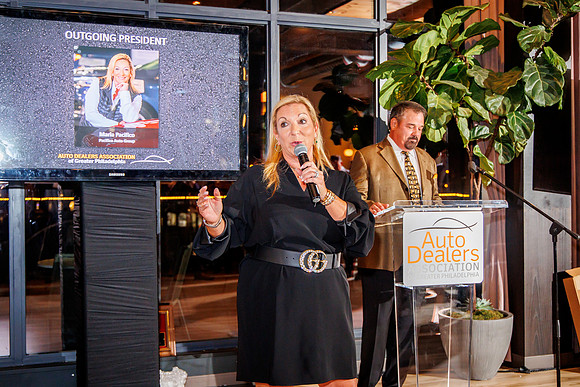 AutoShow_Dinner22_0222