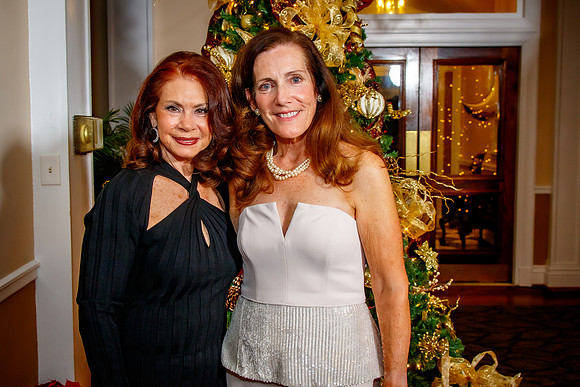 Holly Ball-2022_0164