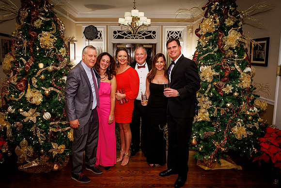 Holly Ball-2022_0110