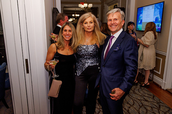 Holly Ball-2022_0075