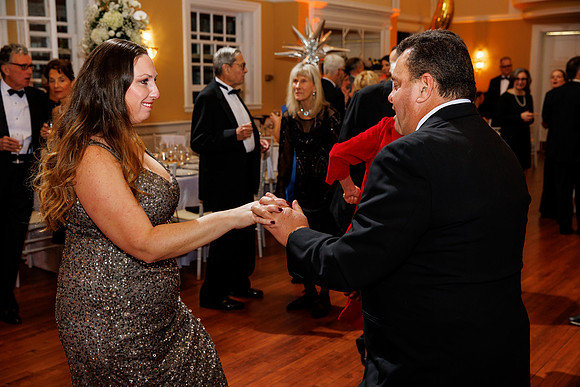 Holly Ball-2022_0127
