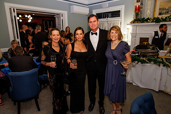 Holly Ball-2022_0037