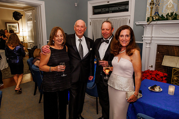 Holly Ball-2022_0071