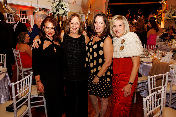 Holly Ball-2022_0158