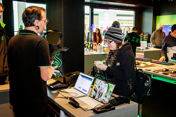 Razer Store KOP_0344