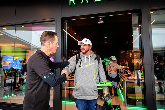 Razer Store KOP_0415