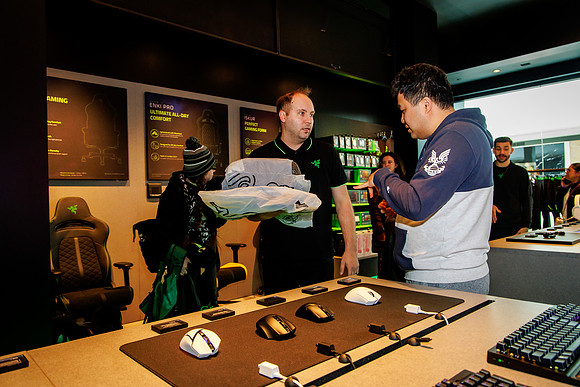 Razer Store KOP_0340