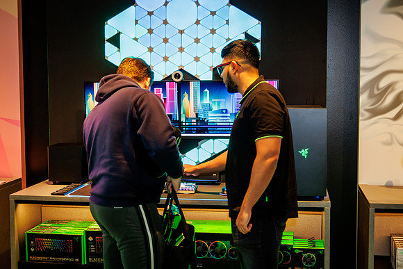 Razer Store KOP_0332
