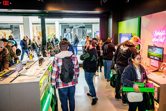 Razer Store KOP_0365