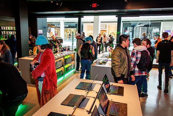 Razer Store KOP_0369